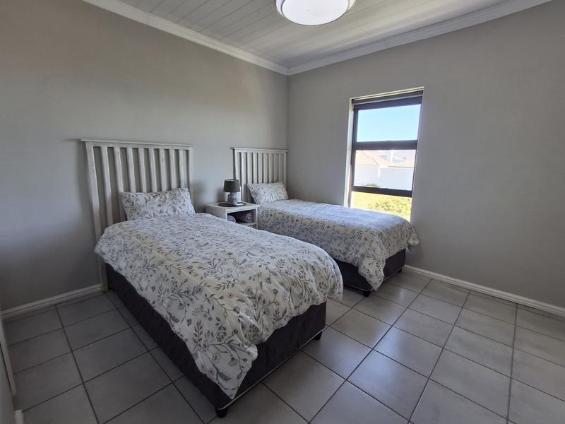 5 Bedroom Property for Sale in Sandy Point Western Cape